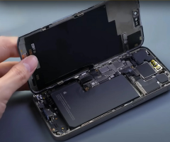 Thay pin iPhone lấy liền tại Quận 9