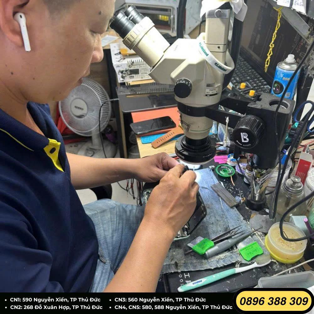 Sửa điện thoại iPhone uy tín tại Thủ Đức