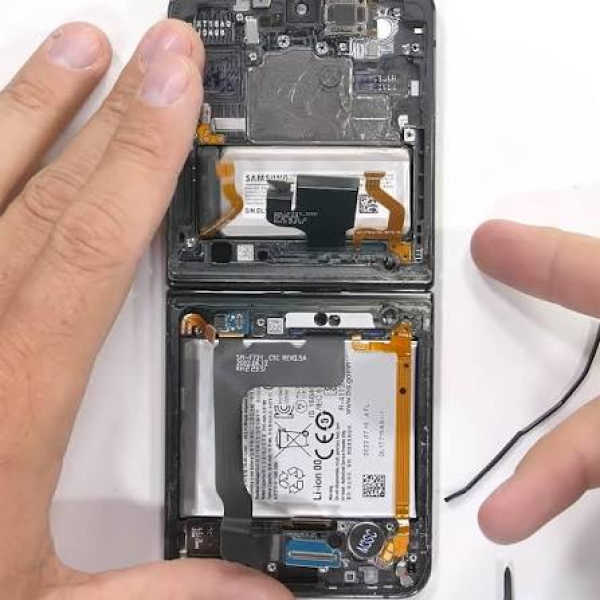 Thay Pin Samsung Z Flip 4