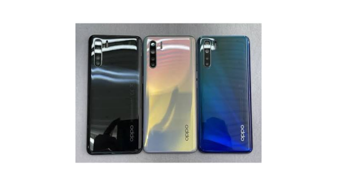 Thay vỏ OPPO Reno 3