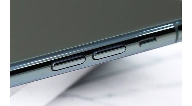 Thay Nút Gạt Âm Lượng iPhone 11 Pro 