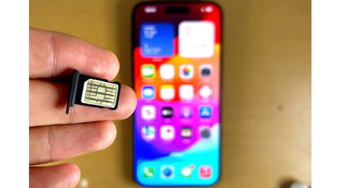 Ghép SIM iPhone 15 Pro Max