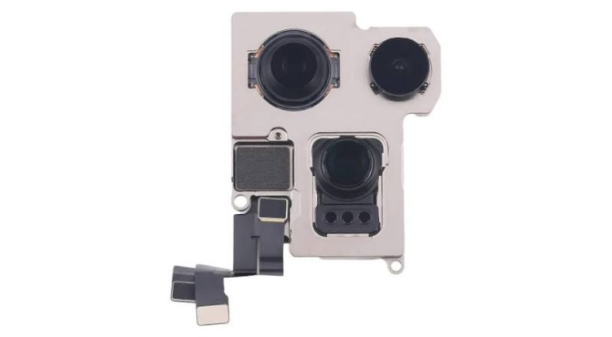 Thay Camera Sau iPhone 16 Pro Max